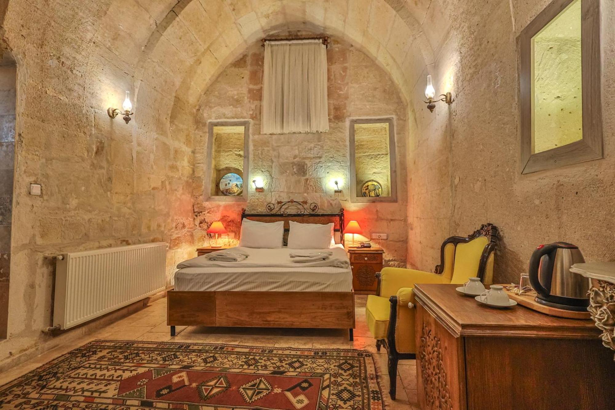 Bedrock Cave Hotel (Adults Only) Göreme Exterior photo