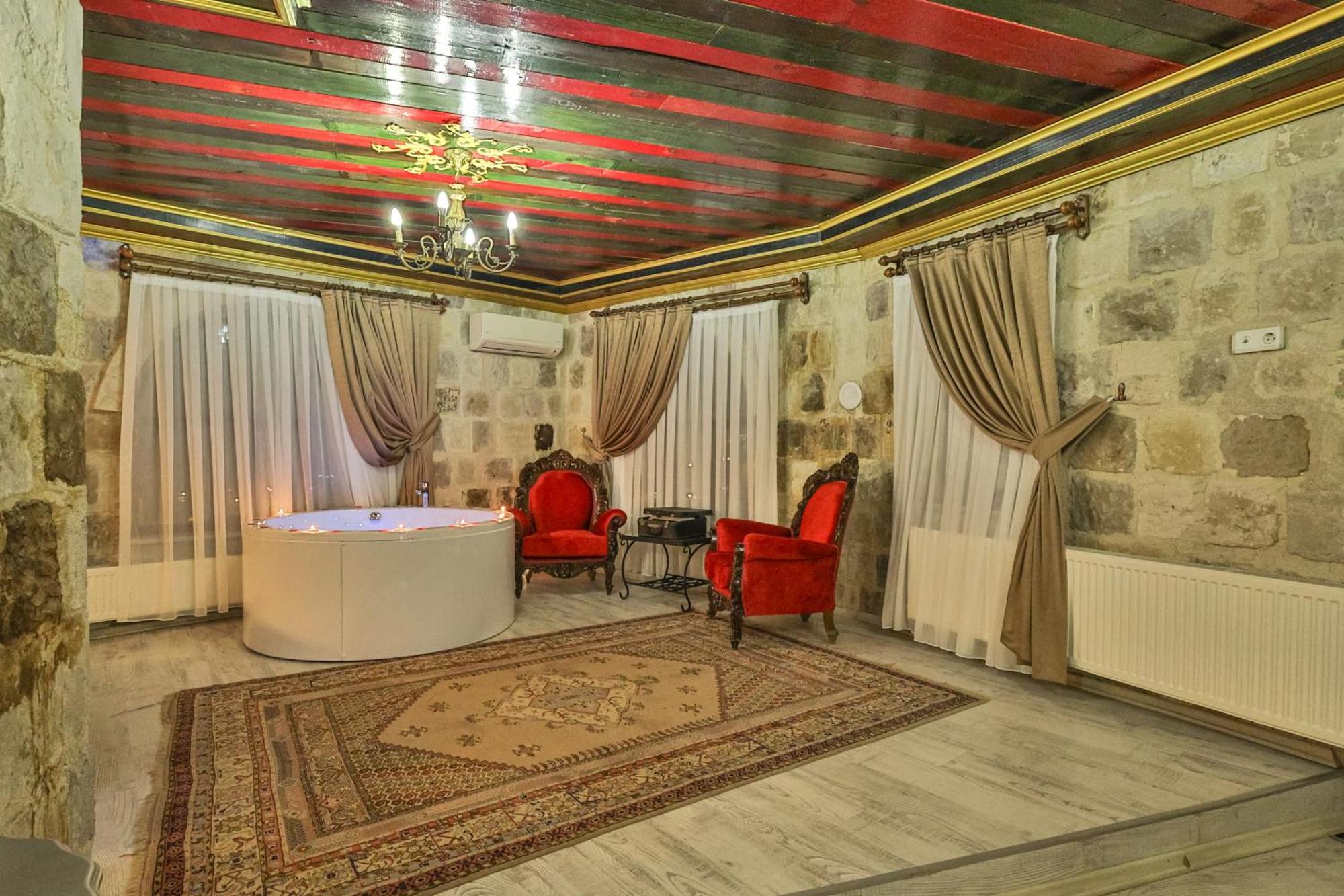 Bedrock Cave Hotel (Adults Only) Göreme Exterior photo