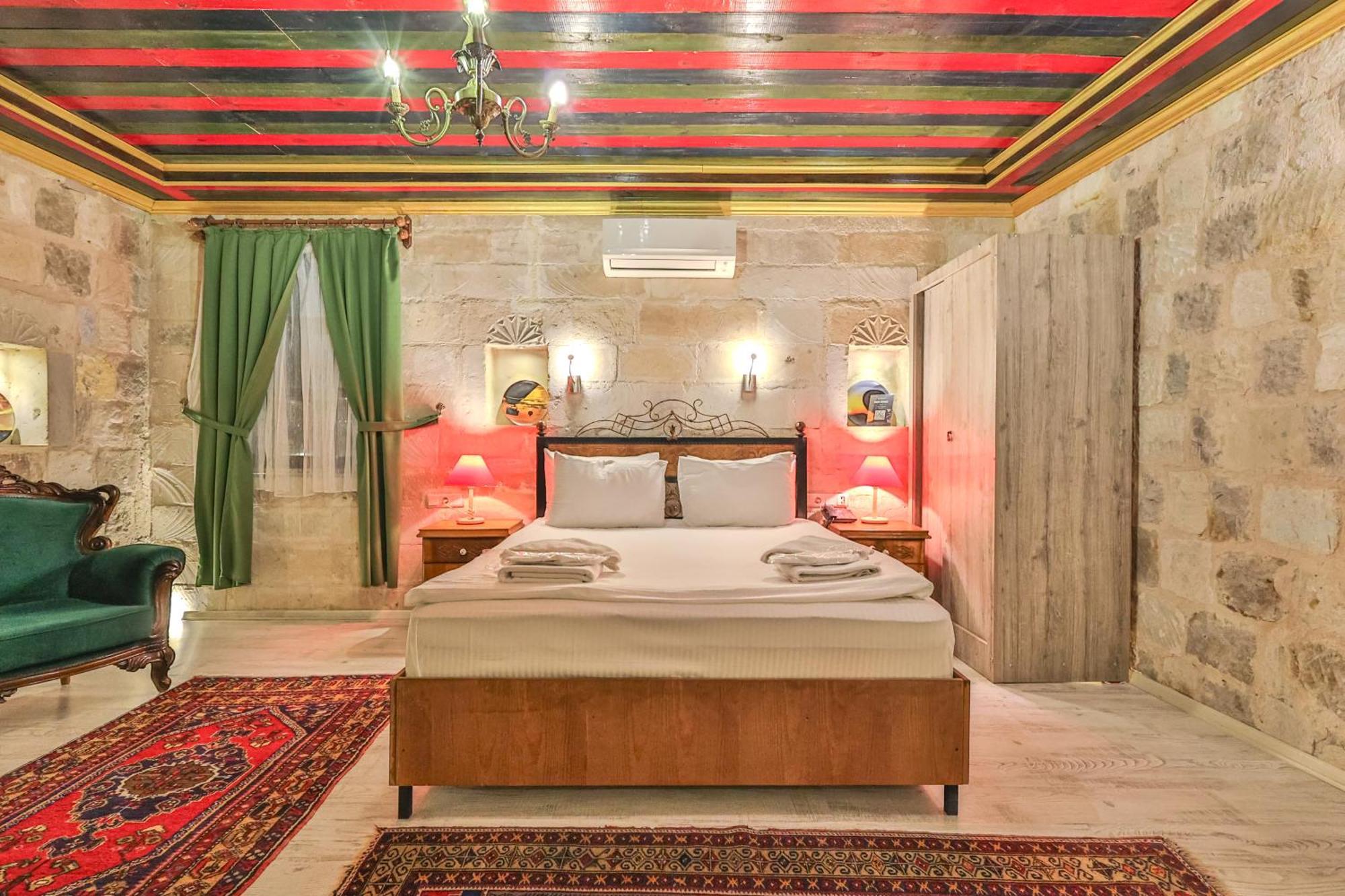 Bedrock Cave Hotel (Adults Only) Göreme Exterior photo