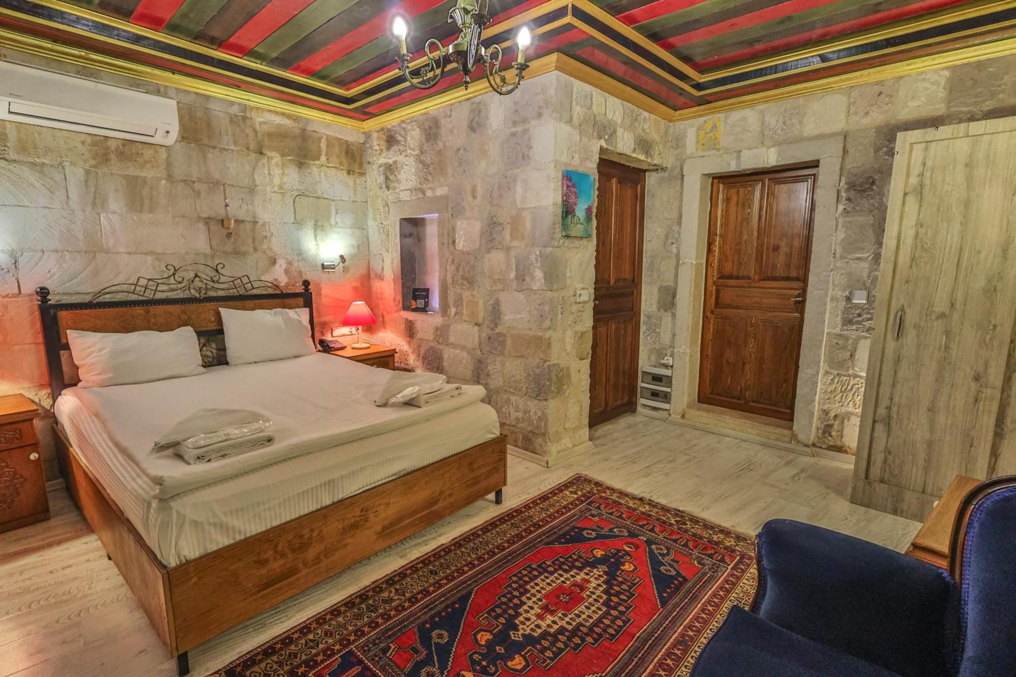 Bedrock Cave Hotel (Adults Only) Göreme Exterior photo