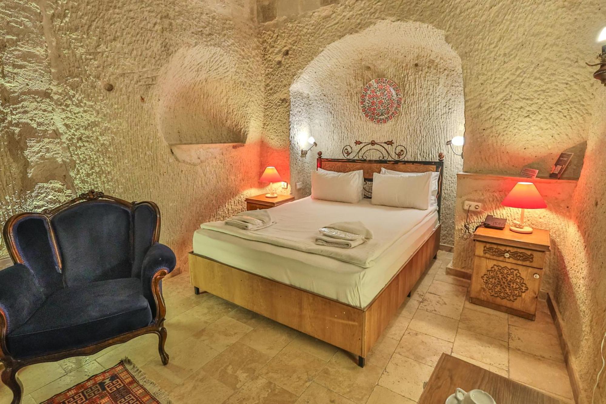 Bedrock Cave Hotel (Adults Only) Göreme Exterior photo