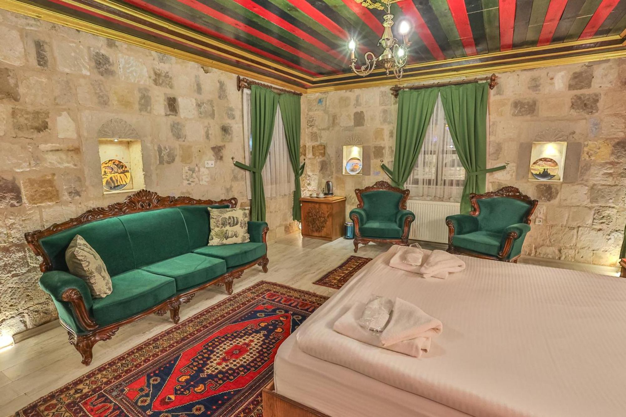 Bedrock Cave Hotel (Adults Only) Göreme Exterior photo