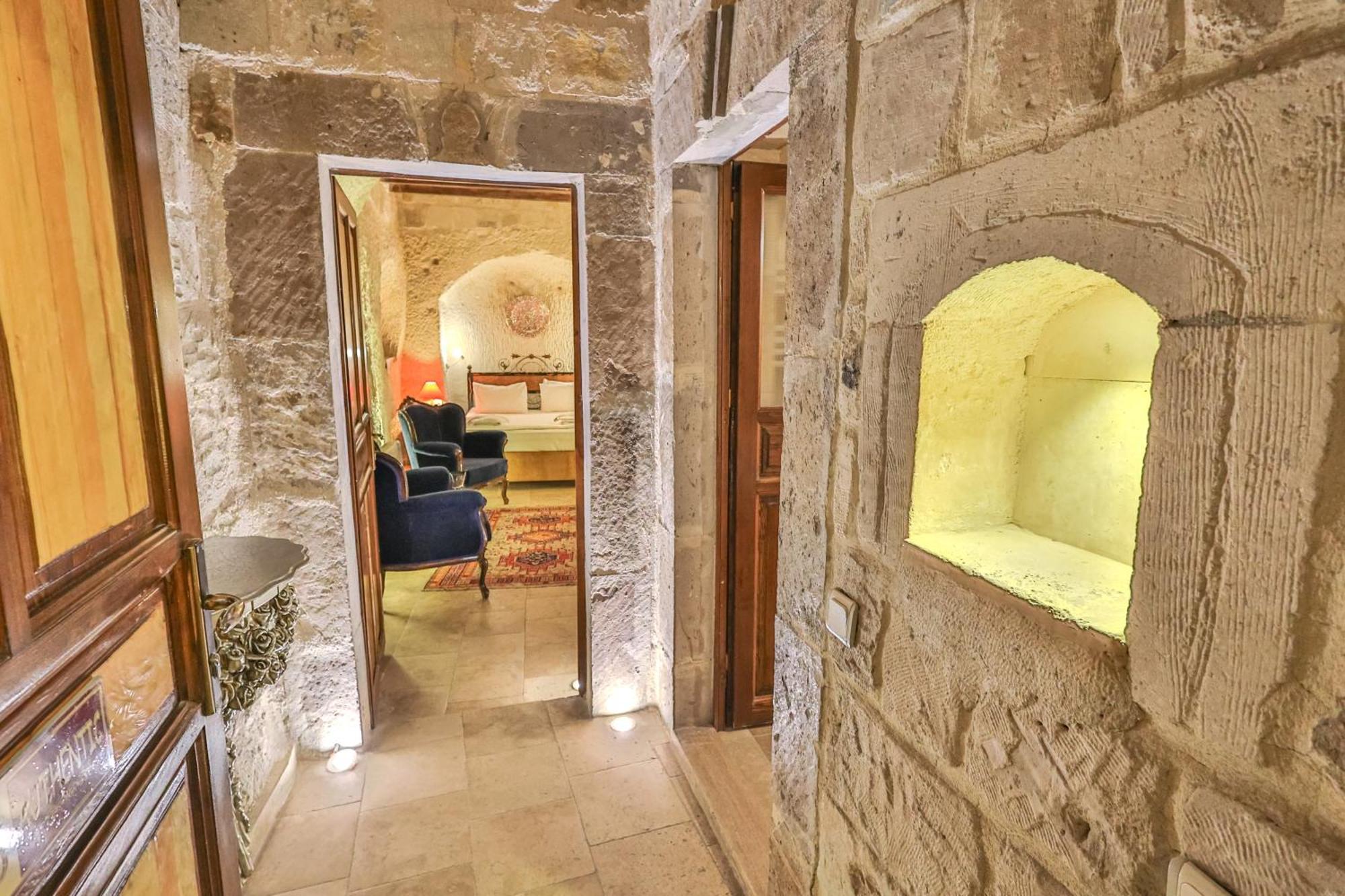 Bedrock Cave Hotel (Adults Only) Göreme Exterior photo