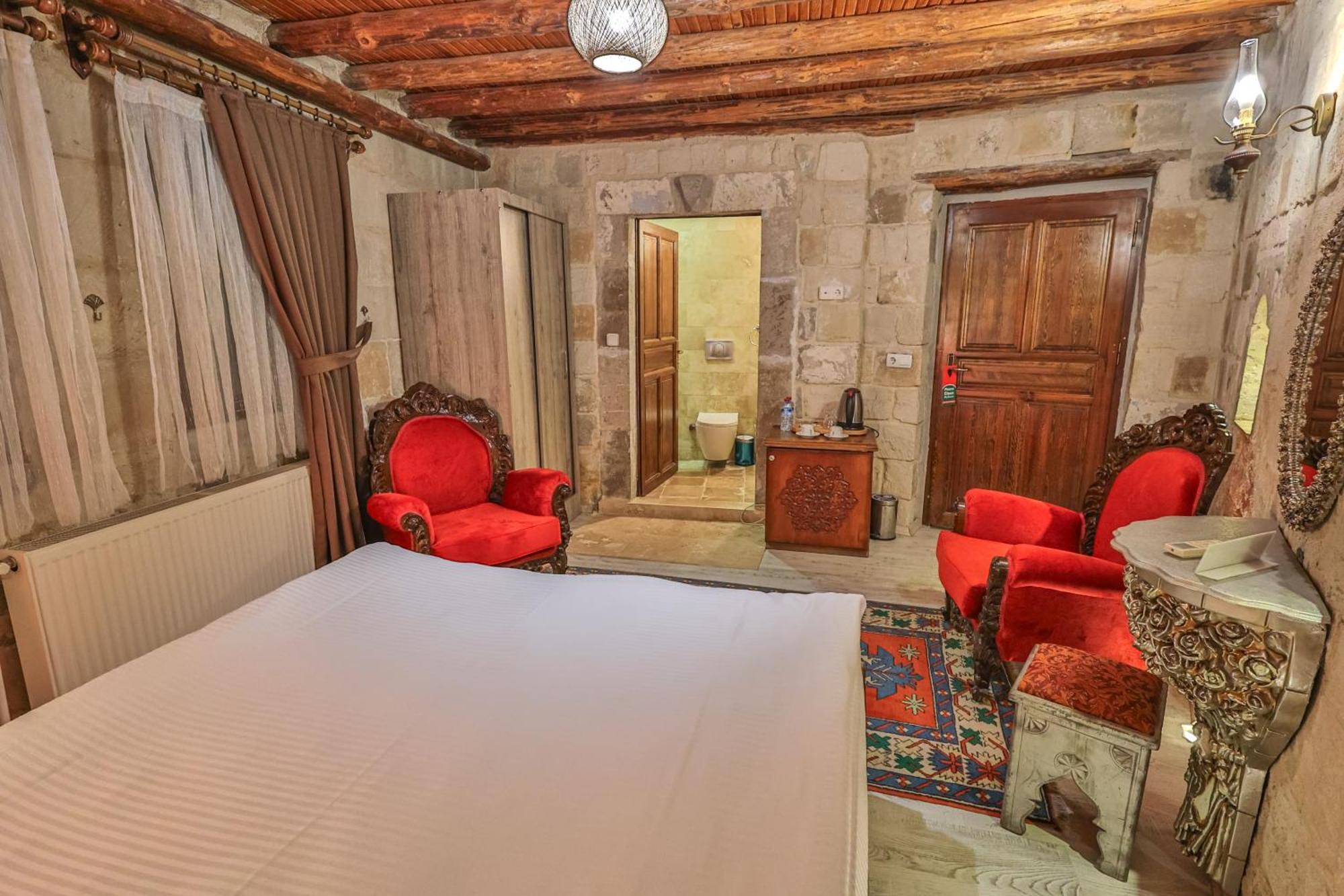 Bedrock Cave Hotel (Adults Only) Göreme Exterior photo