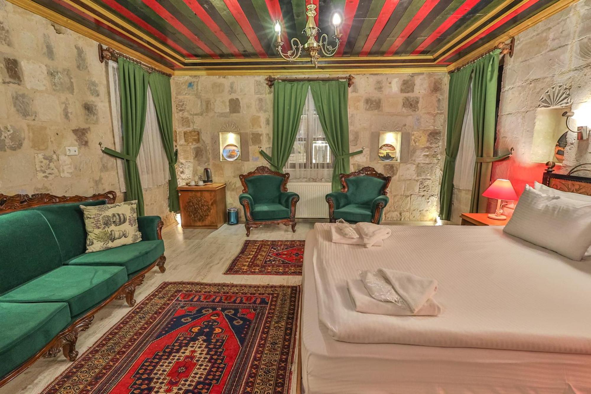 Bedrock Cave Hotel (Adults Only) Göreme Exterior photo