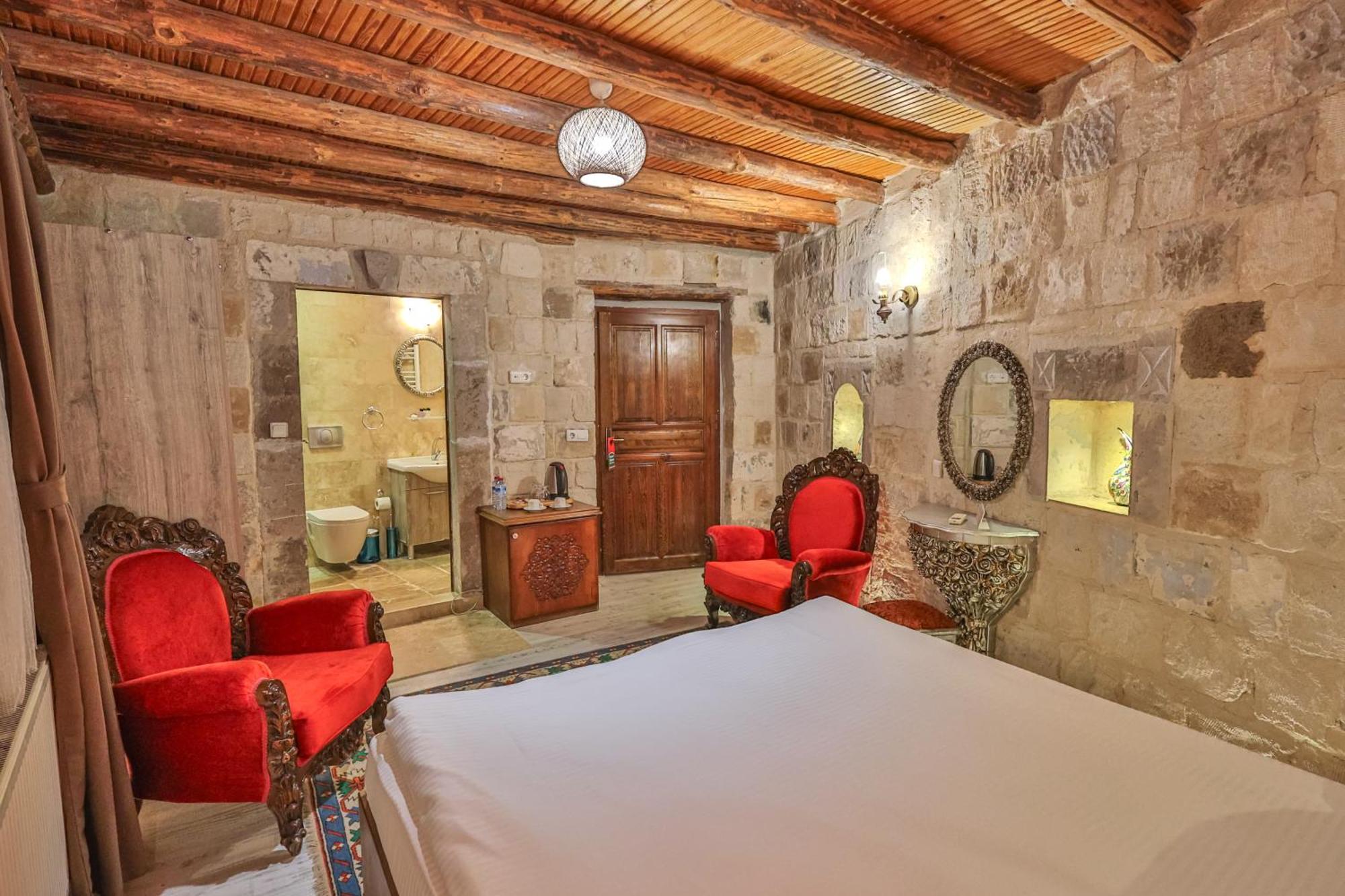 Bedrock Cave Hotel (Adults Only) Göreme Exterior photo
