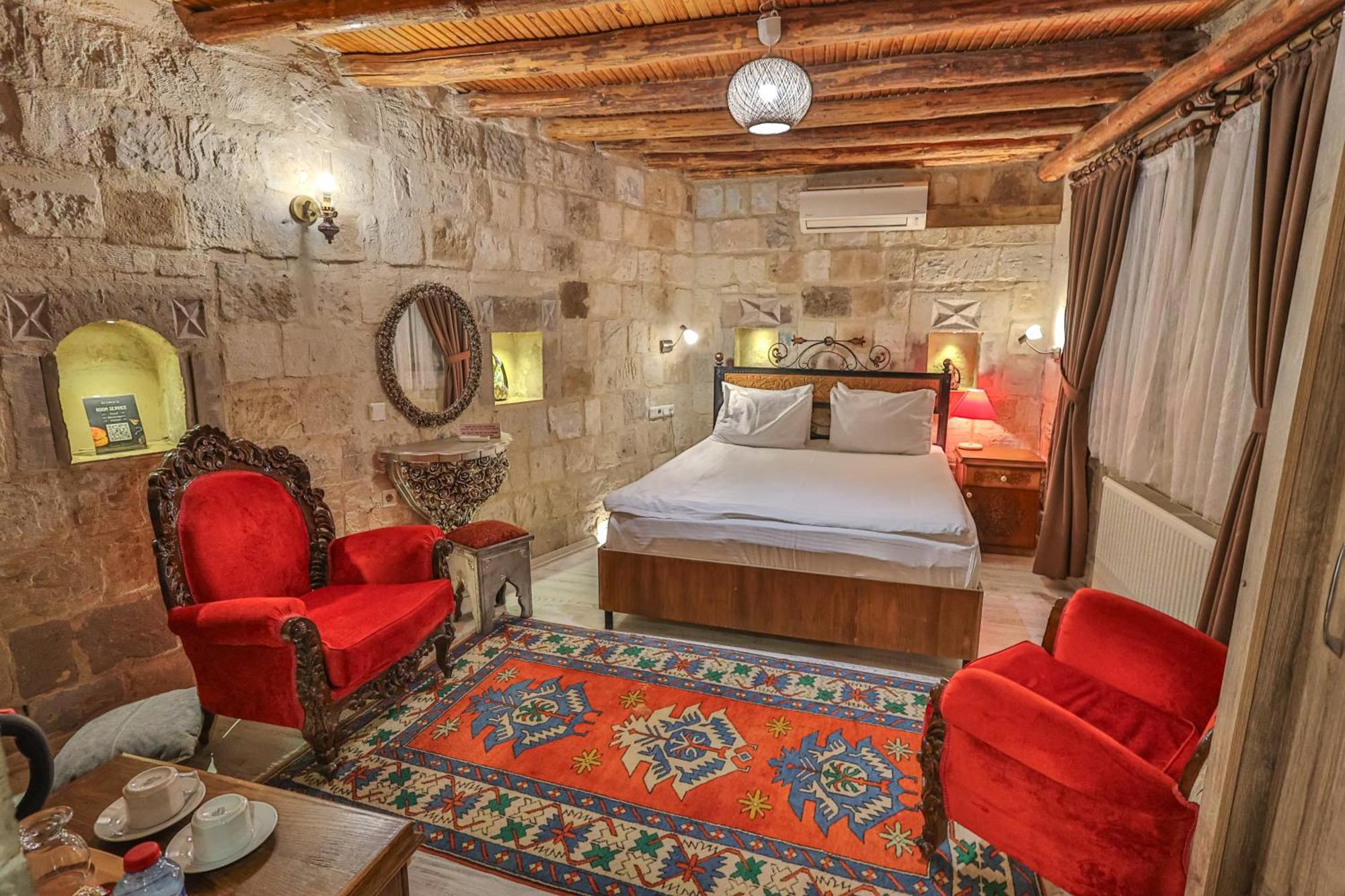Bedrock Cave Hotel (Adults Only) Göreme Exterior photo