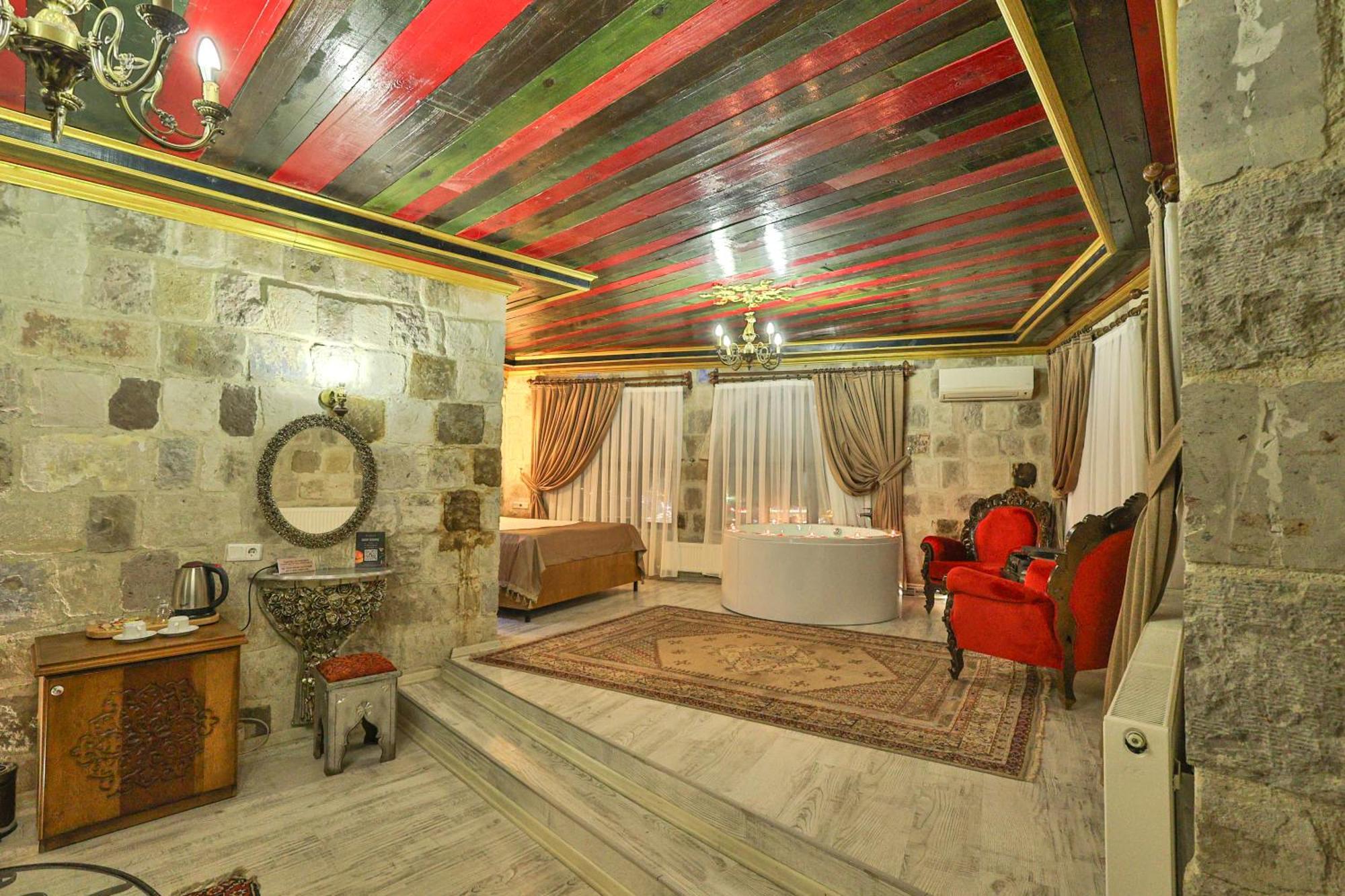 Bedrock Cave Hotel (Adults Only) Göreme Exterior photo