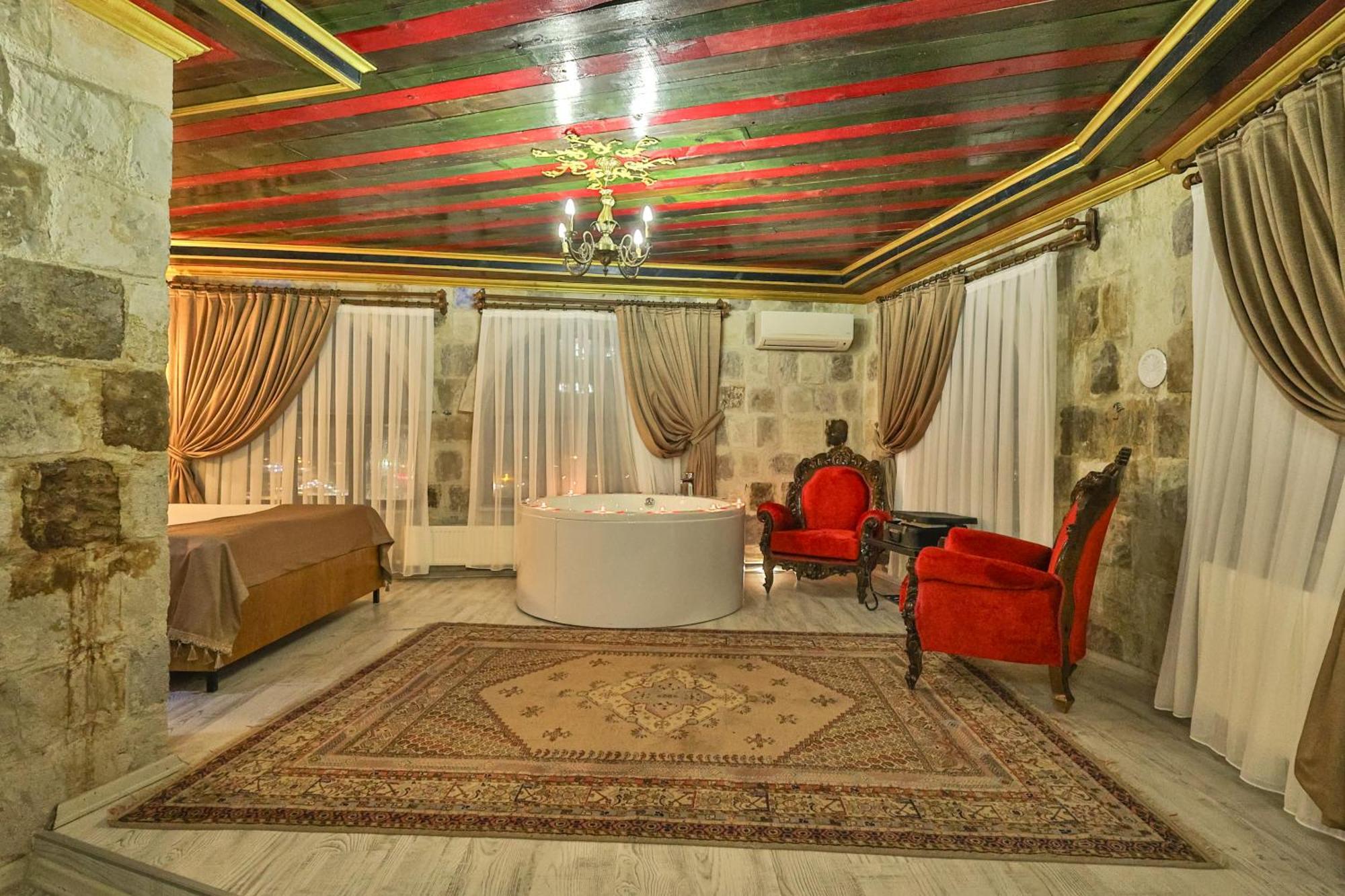 Bedrock Cave Hotel (Adults Only) Göreme Exterior photo